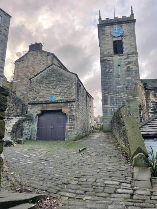 Brook Cottage ホルムファース エクステリア 写真