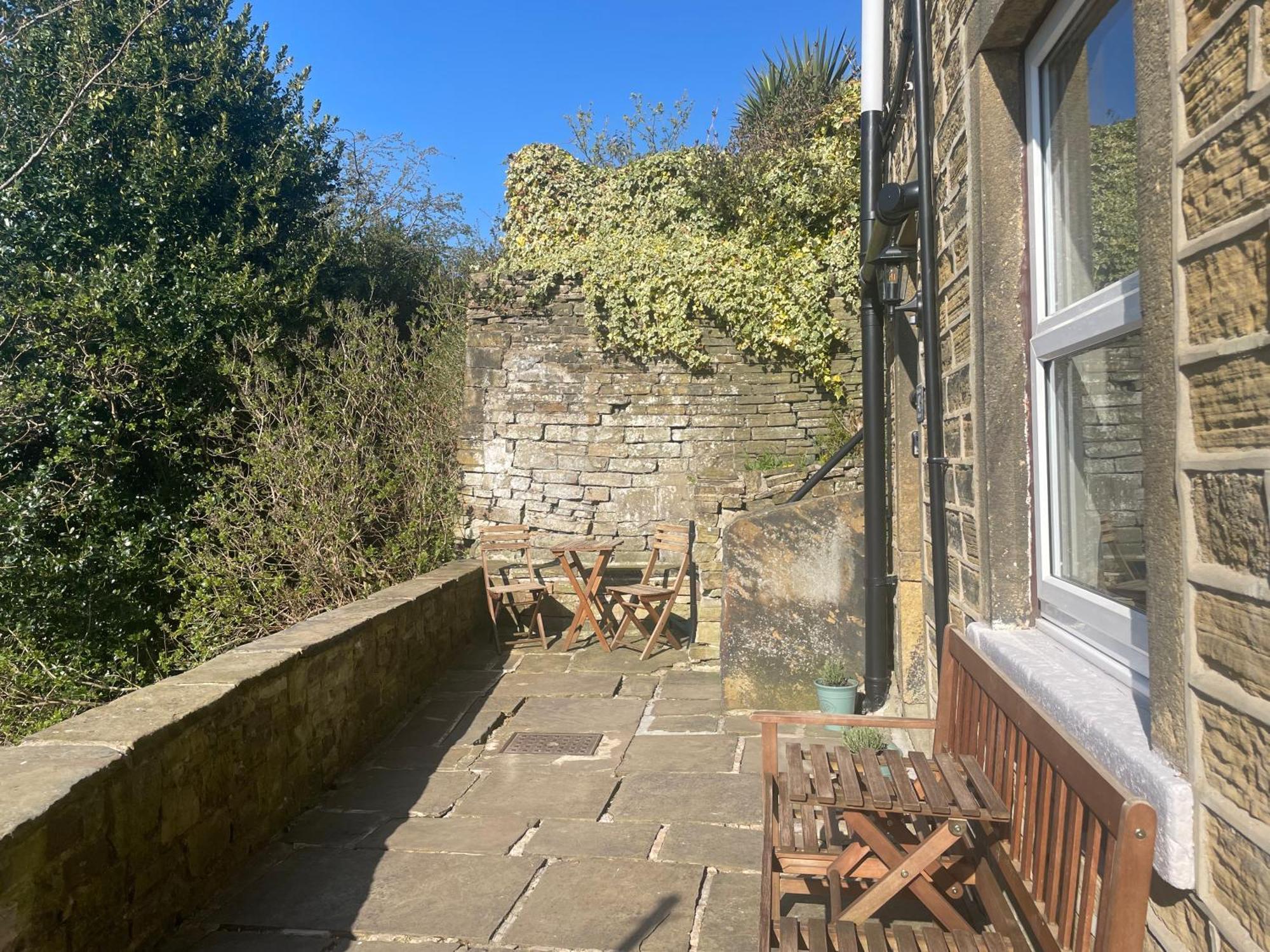 Brook Cottage ホルムファース エクステリア 写真